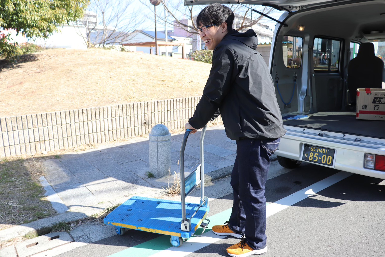 地域で活動するスタッフ